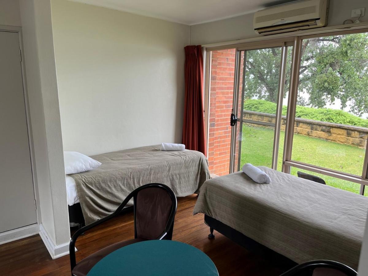 Crown Hotel Motel Grafton Bagian luar foto