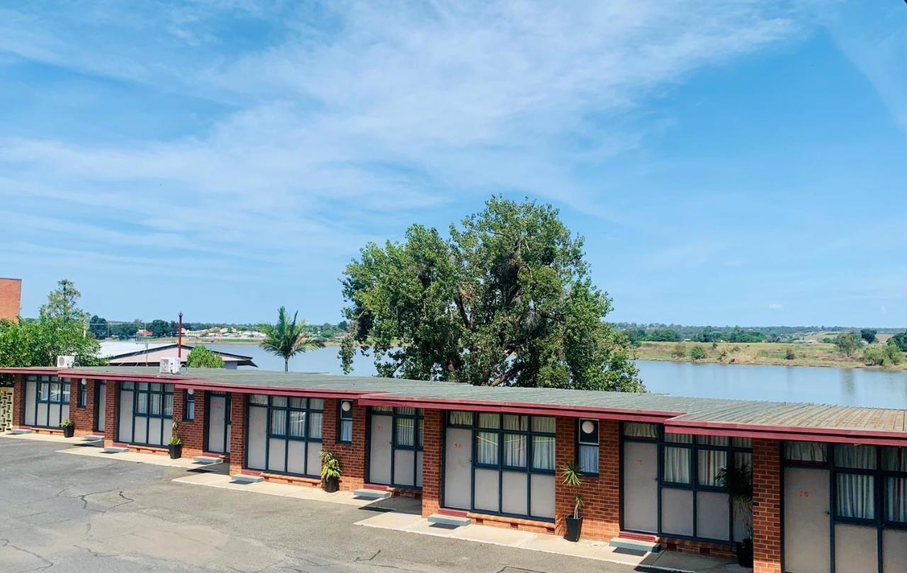Crown Hotel Motel Grafton Bagian luar foto